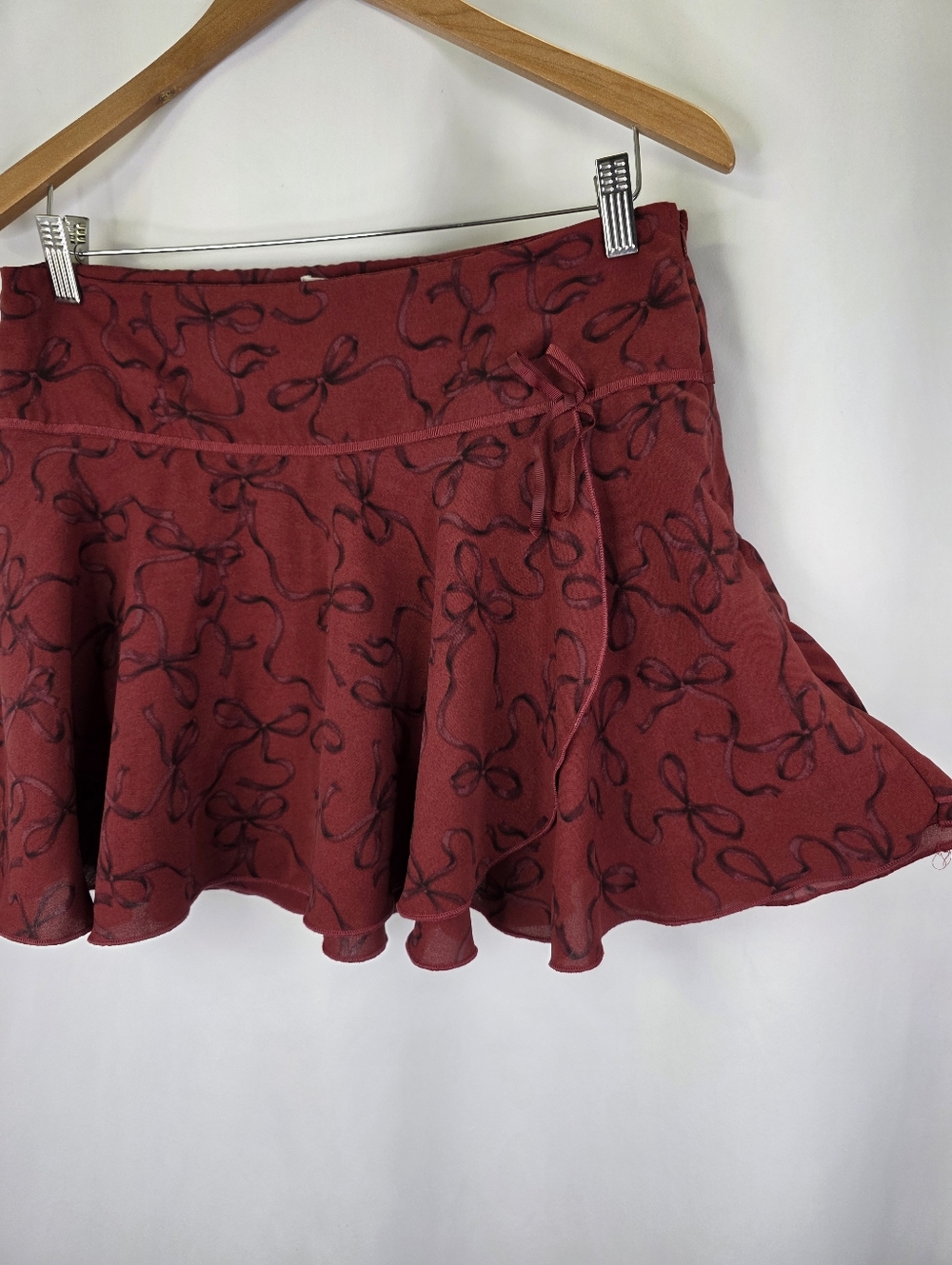 Aeropostale MEDMini Skirt Skort Burgundy Bow Print Coquette Dark Moody Preppy - Picture 7 of 16